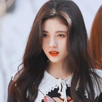 甜蜜寂寞女孩